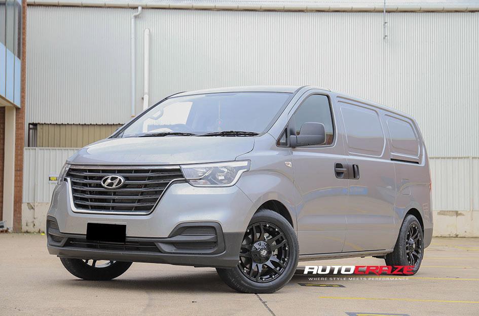 HYUNDAI-ILOAD-CLIFF-MATTE-BLACK